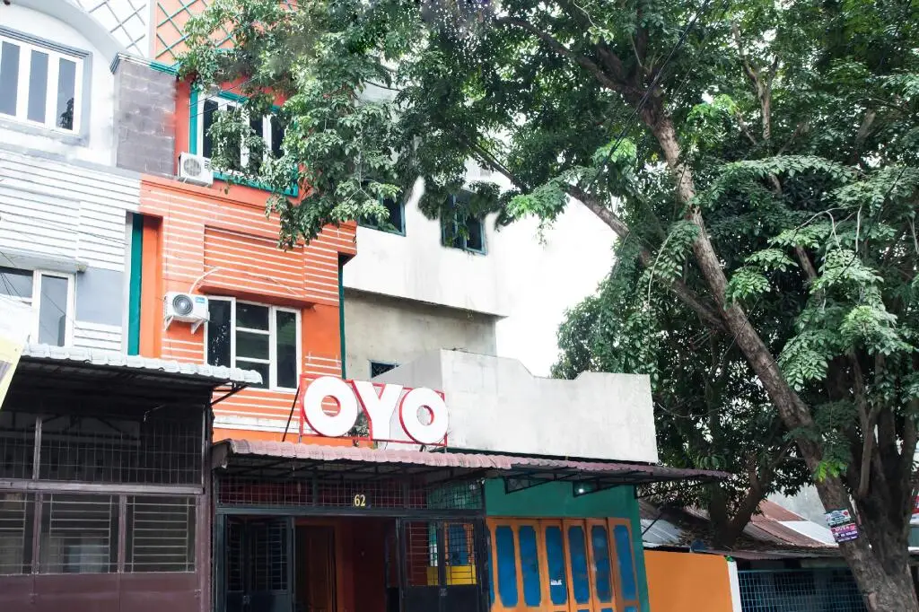 Медан: OYO 2229 Bunga Raya Residence