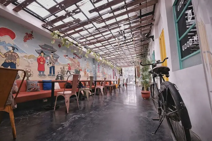Джокьякарта: The White Paal - Hostel (Adults Only)
