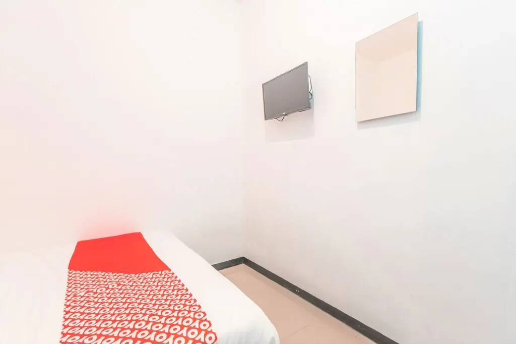 Джакарта: Super OYO 2223 J&b Room Utan Kayu
