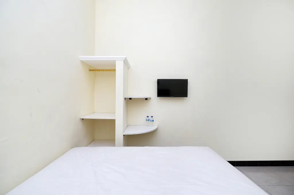 Картасура: Super OYO Capital O 2258 Santana Syariah Guest House