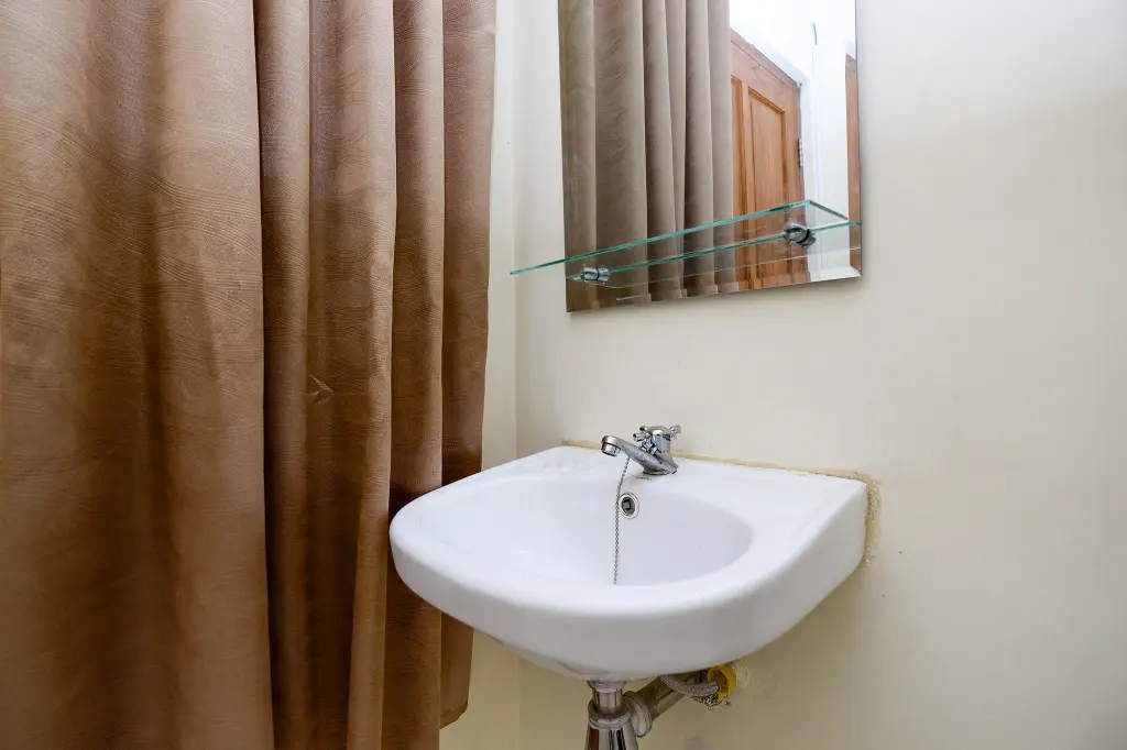 Картасура: Super OYO Capital O 2258 Santana Syariah Guest House