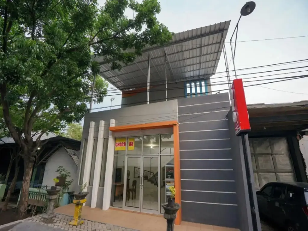 Проболинго: OYO 2489 Choco 88 Residence