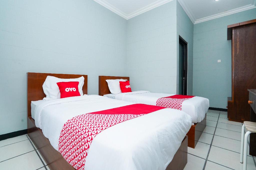 Боджонегоро: OYO 2493 Lotus Hotel Syariah