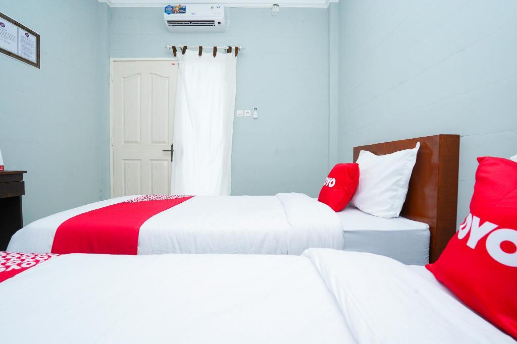 Боджонегоро: OYO 2493 Lotus Hotel Syariah