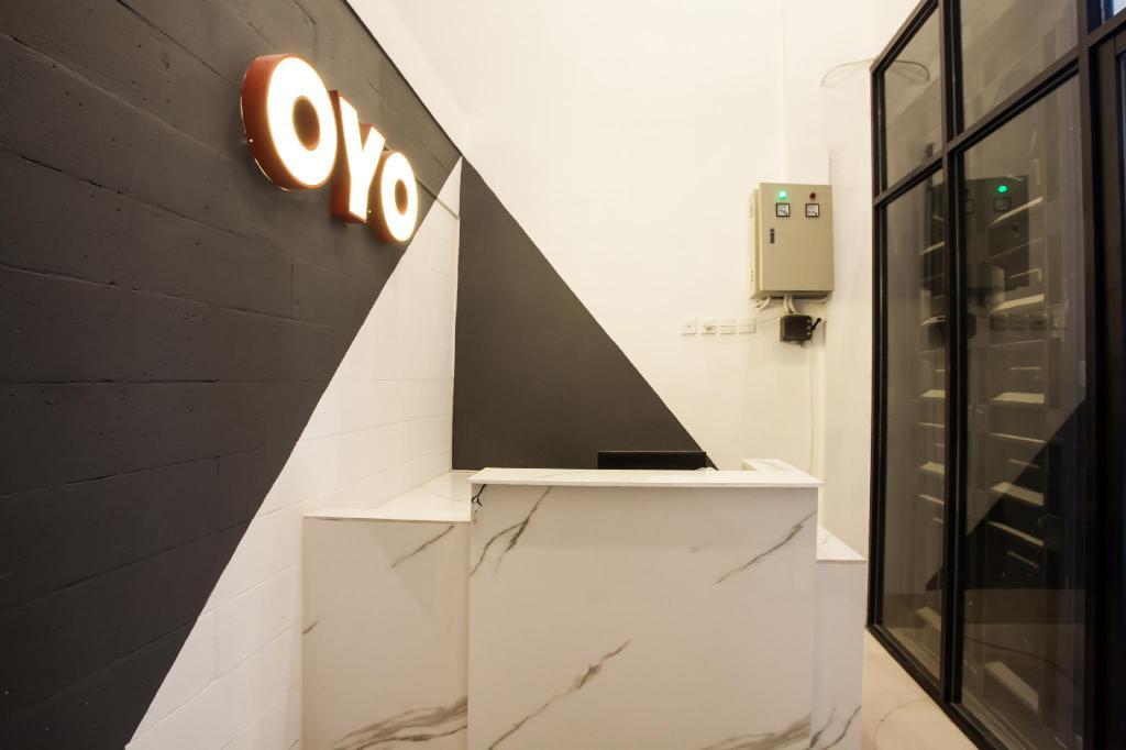 Медан: OYO 2147 Mono Guest House