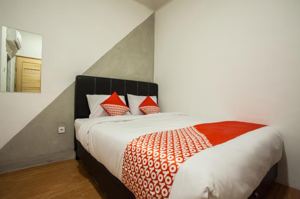 Медан: OYO 2147 Mono Guest House