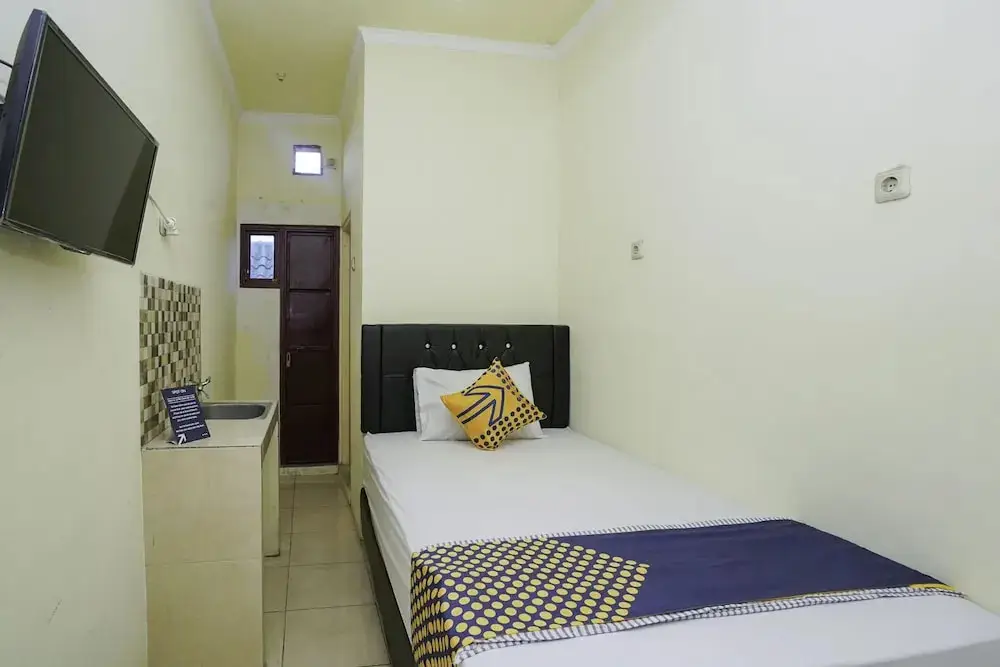 Сурабая: Spot on 2219 Madina Residence Syariah
