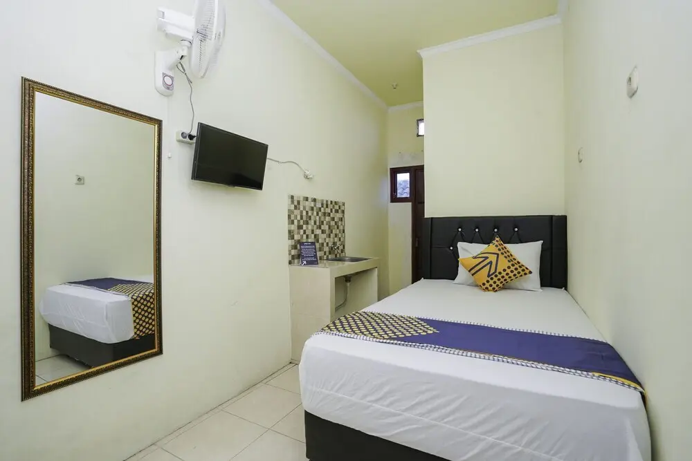 Сурабая: Spot on 2219 Madina Residence Syariah