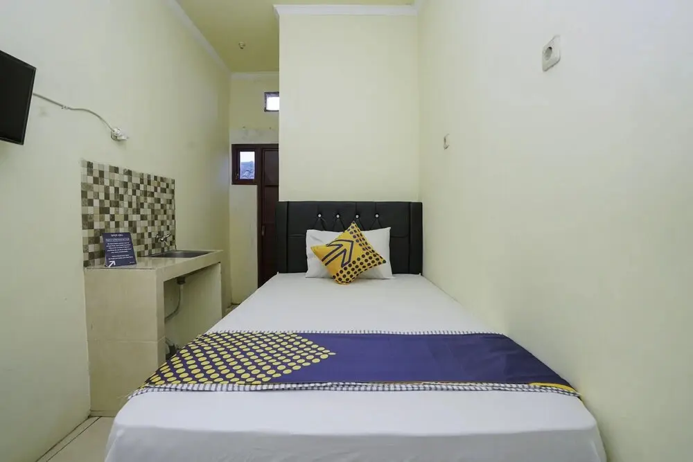 Сурабая: Spot on 2219 Madina Residence Syariah