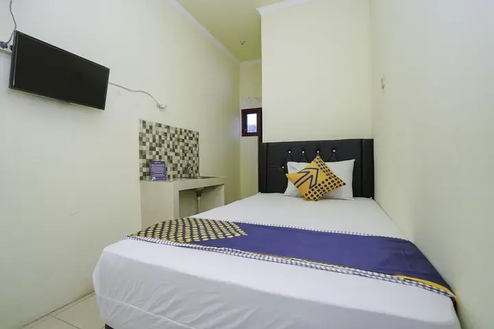 Сурабая: Spot on 2219 Madina Residence Syariah