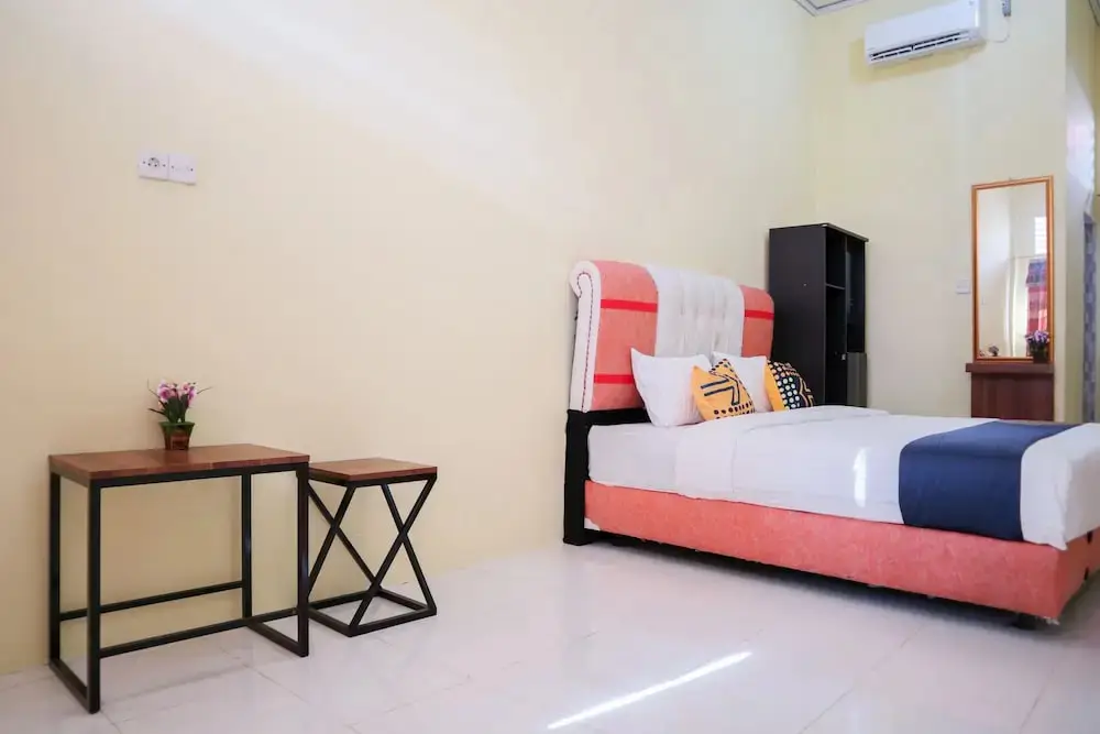 Паданг: OYO 2274 Wisma Padati Syariah