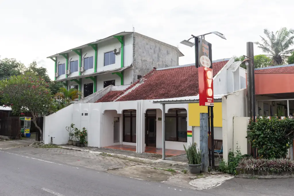 Депок: OYO 2454 Wanawiyata Homestay