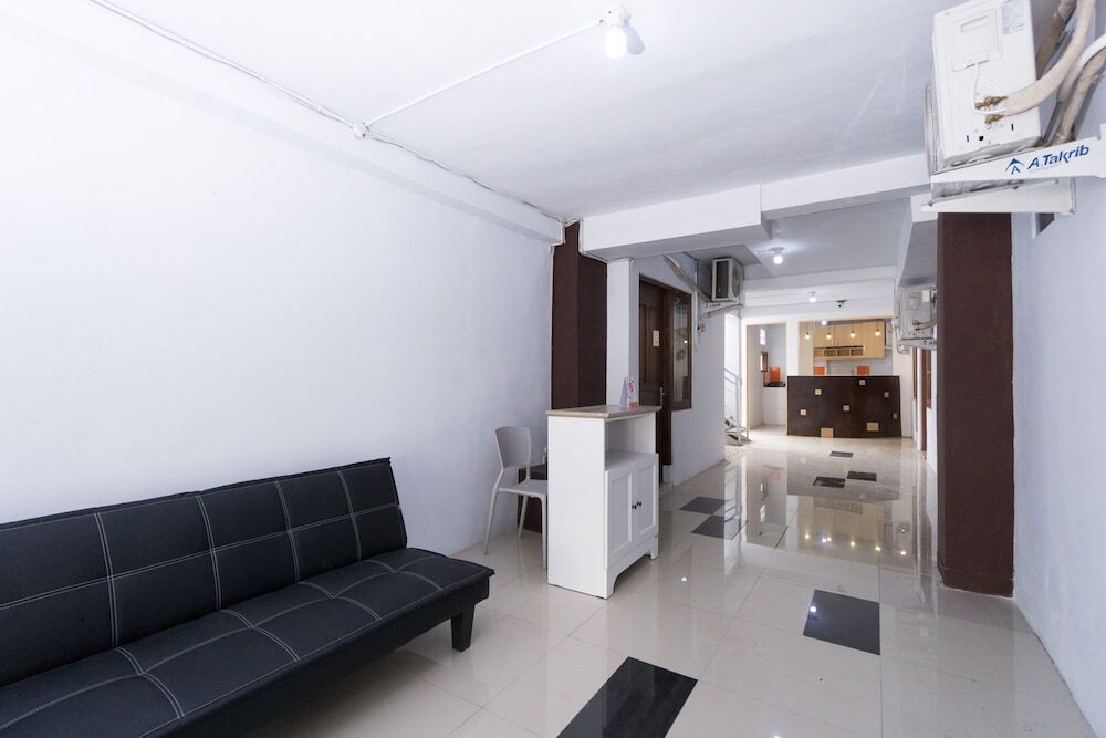 Батуретно: Oyo 2444 Sera House