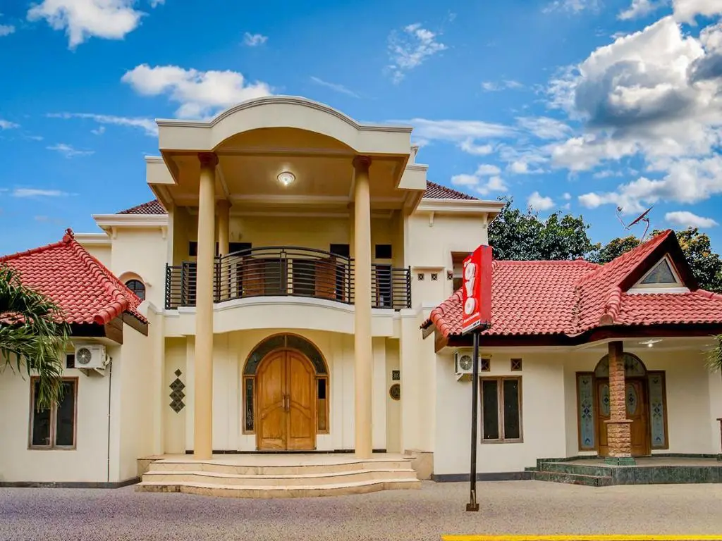 Проболинго: Oyo 2300 Ansori Homestay Syariah