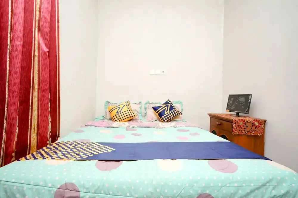Надисари: OYO 2327 Dome Hotel