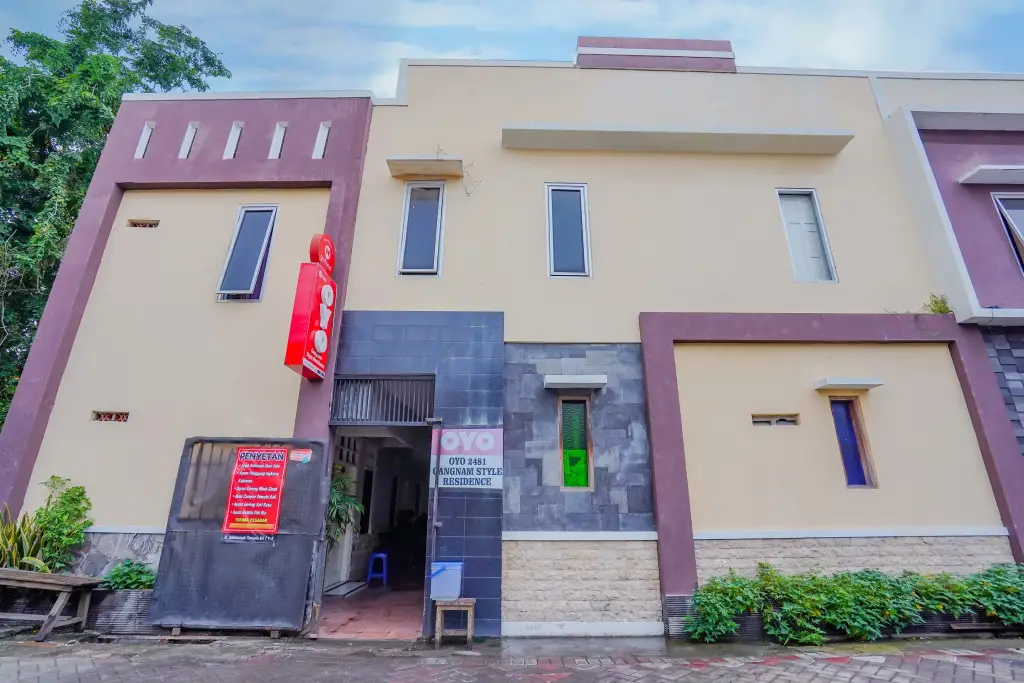 Сурабая: OYO 2481 Gangnam Style Residence