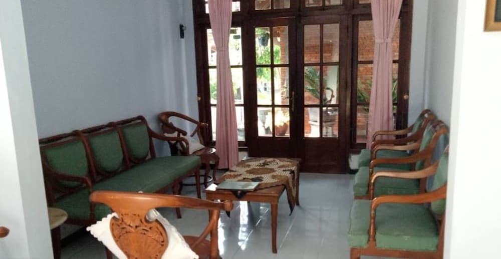 Джомбанг: Majapahit Homestay by Bhagaskara