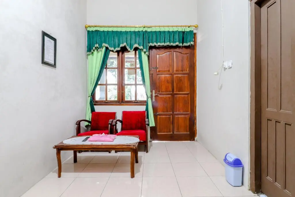 Каласан: Homestay Damandiri Prambanan Syariah