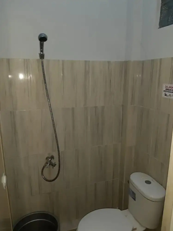 Кунинган: Oyo 2500 Gassani Guest House