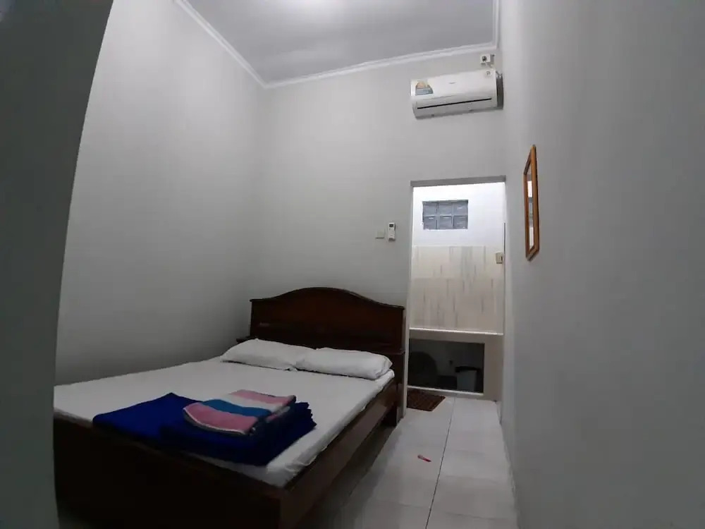 Кунинган: Oyo 2500 Gassani Guest House
