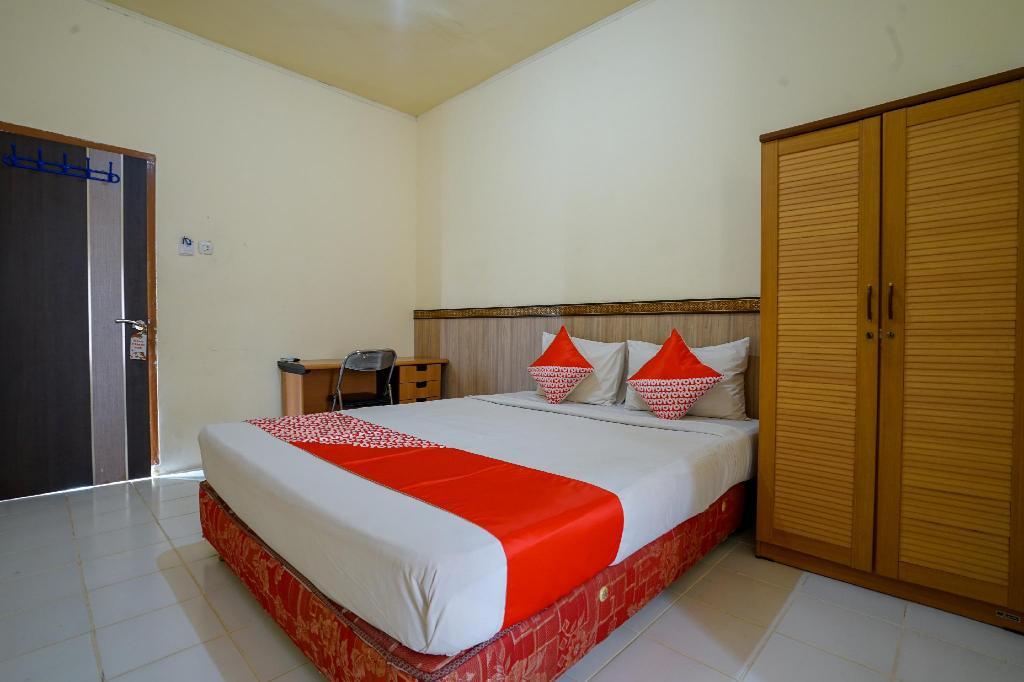 Палембанг: OYO Life 2502 Syariah Triantama Kost