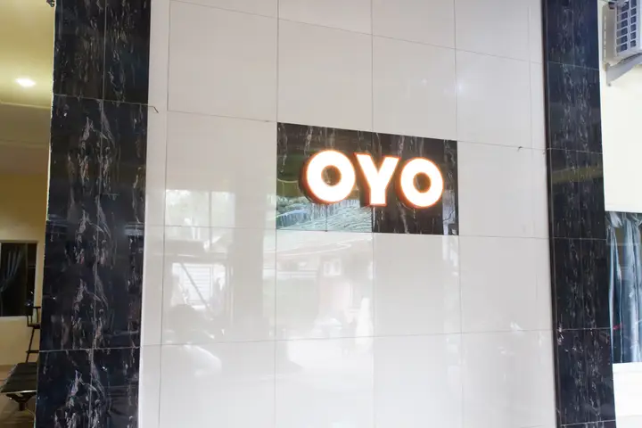 Медан: OYO 990 Stadion Residence Syariah