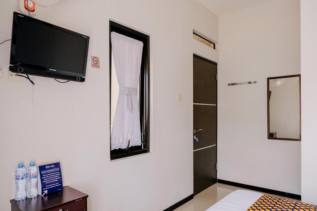 Маланг: SPOT ON 2325 Singgalang Residence Syariah