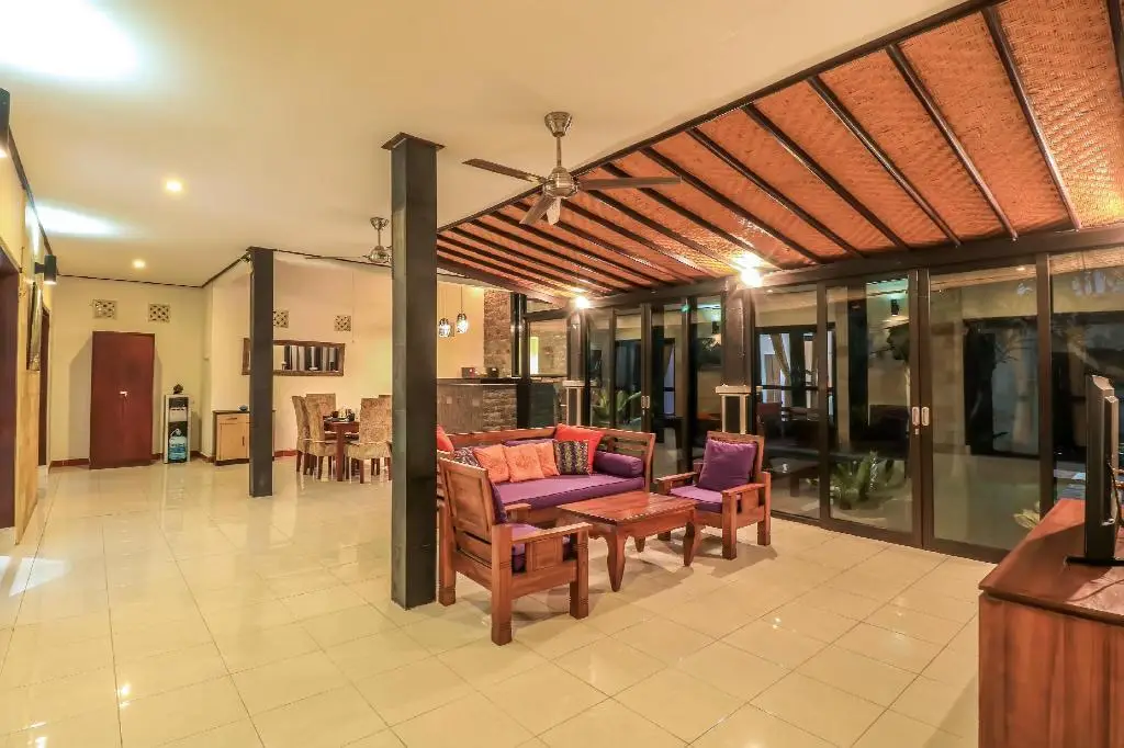 Керобокан: OYO 2542 Villa Iluka 2