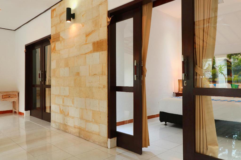 Керобокан: OYO 2542 Villa Iluka 2