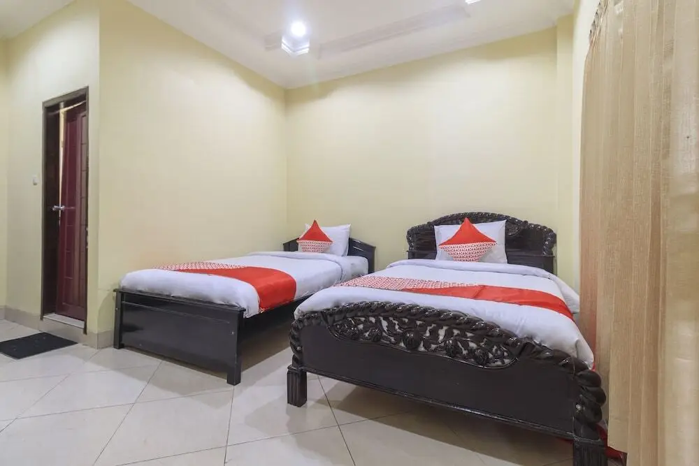 Купанг: OYO 2814 Debitos Hotel