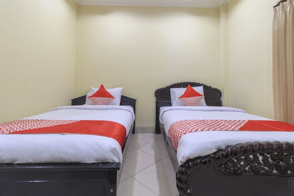 Купанг: OYO 2814 Debitos Hotel
