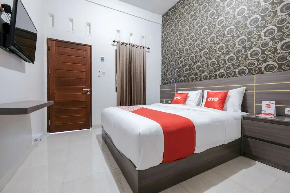 Матарам: OYO 2587 Enfaza Guesthouse Syariah