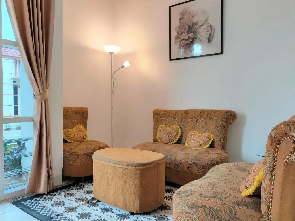 Чиребон: SLEEP HOUSE Cirebon Homestay