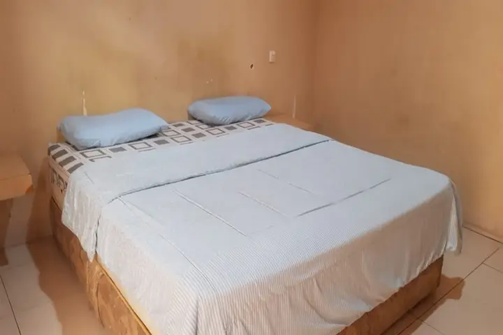 Купанг: SUPER OYO 2320 Hotel Charvita
