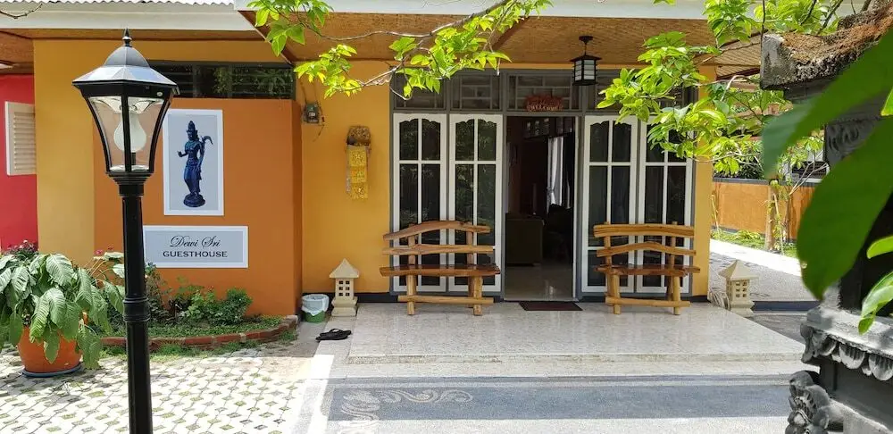 Матарам: Dewi Sri Guesthouse