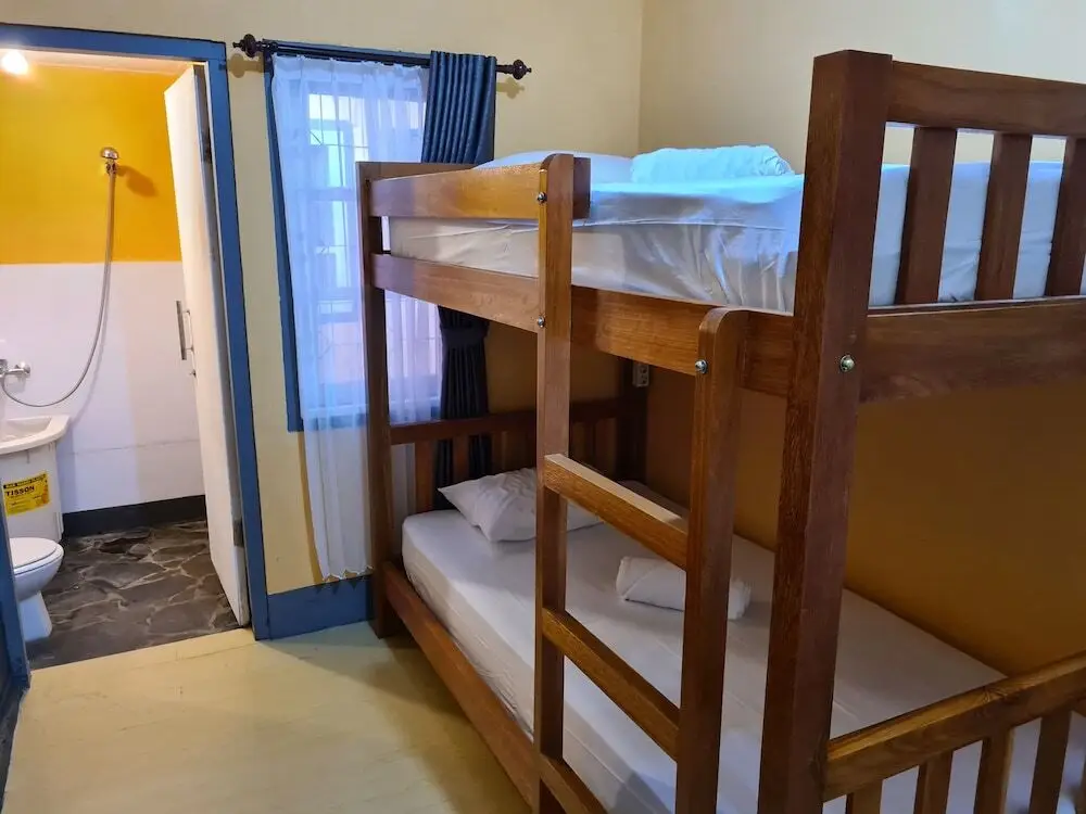 Матарам: Dewi Sri Guesthouse