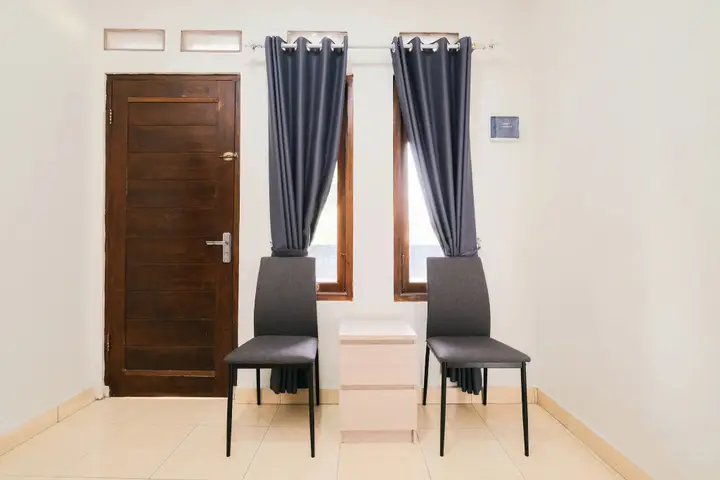 Батуретно: OYO 2118 Fh Stay