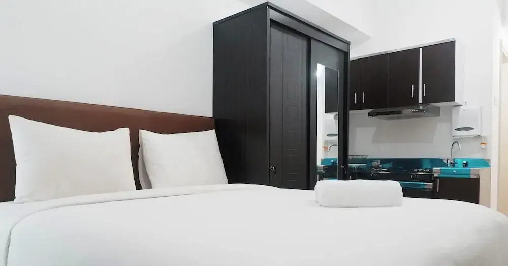 Сурабая: Easy Access Studio Apartment at Anderson Tower Supermall Mansion