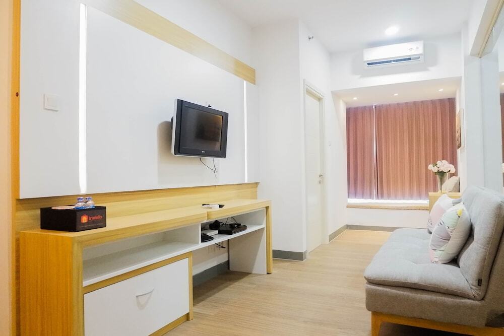 Сурабая: Quiet 2BR Apartment at Supermall Mansion Anderson