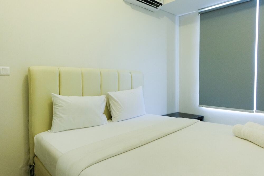 Legok: Elegant and Comfy 1BR Saveria Apartment near ICE BSD By Travelio