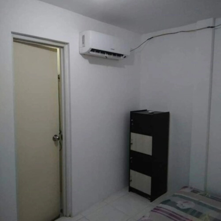 Сурабая: Kost 48 Surabaya