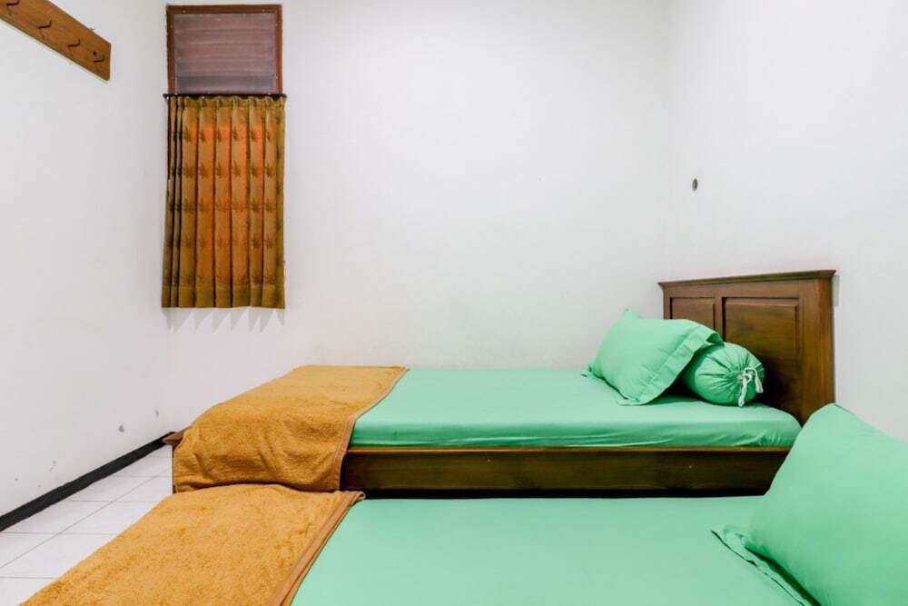 Батуретно: Homestay Mbah Rono