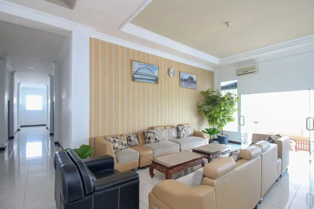 Палангкарая: Airy Bandara Tjilik Riwut Nyai Undang 4 Palangkaraya