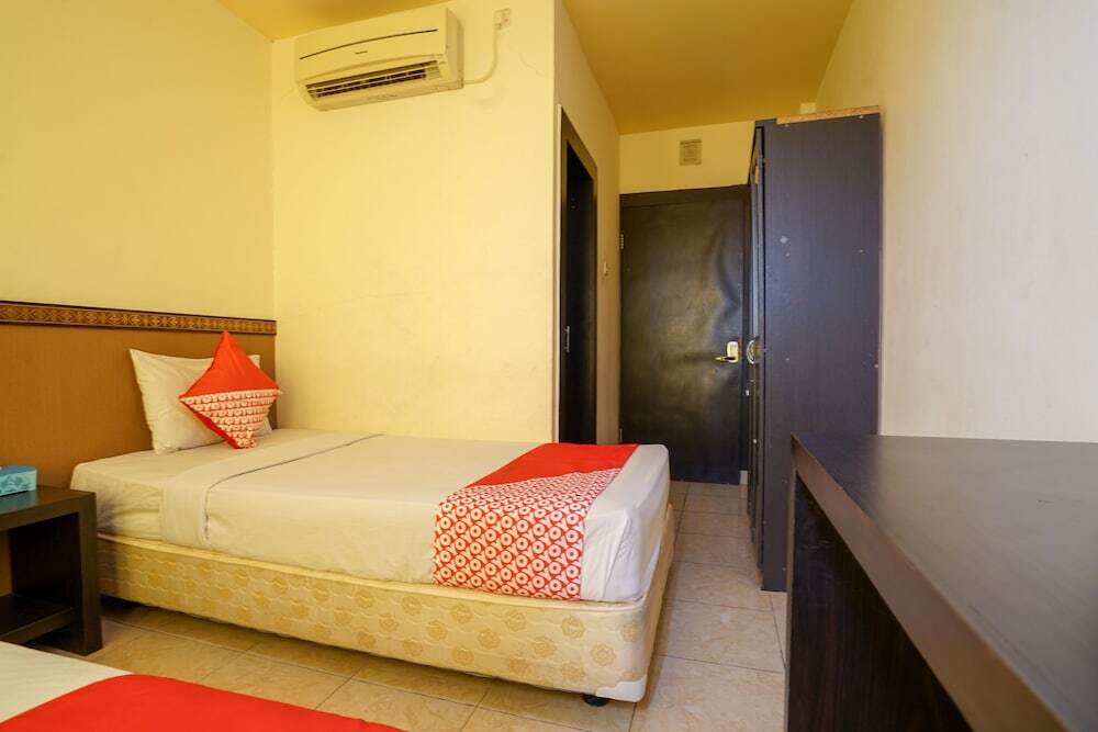 Палембанг: Oyo 2255 Hotel Triantama Syariah
