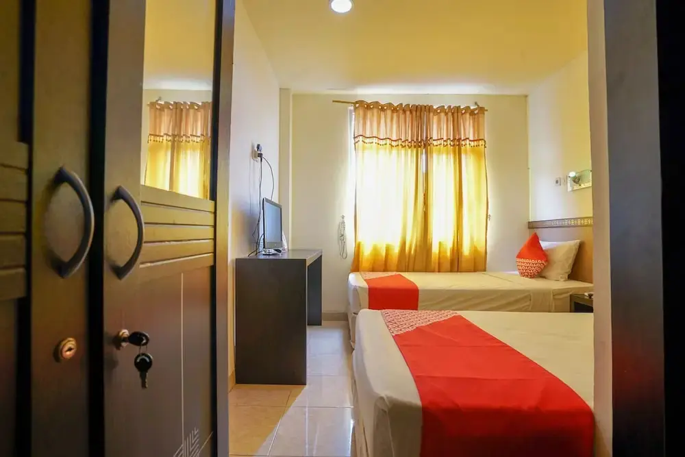 Палембанг: Oyo 2255 Hotel Triantama Syariah
