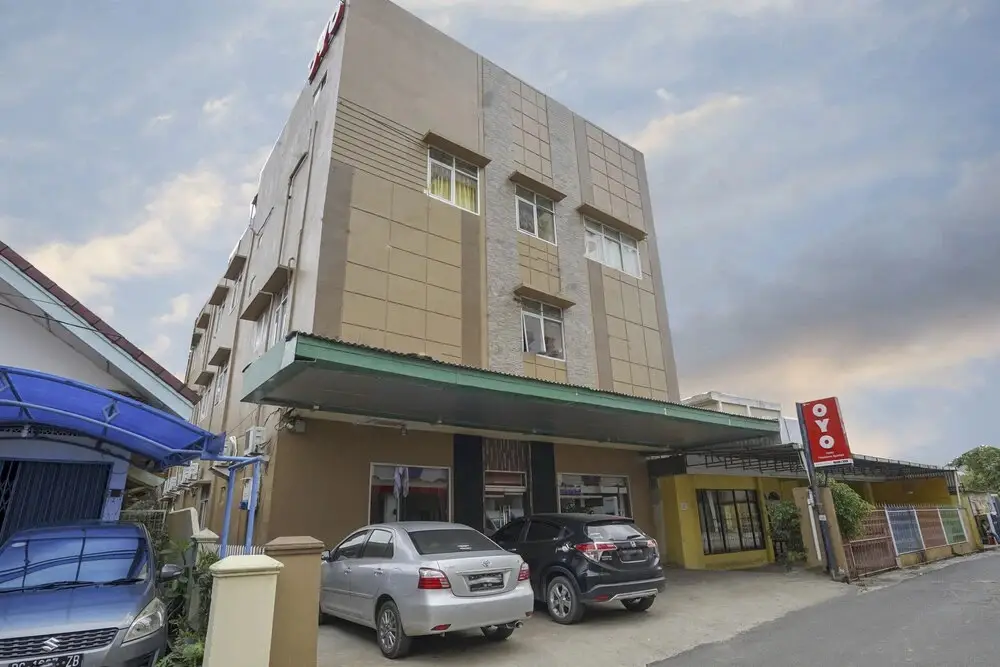 Палембанг: Oyo 2255 Hotel Triantama Syariah
