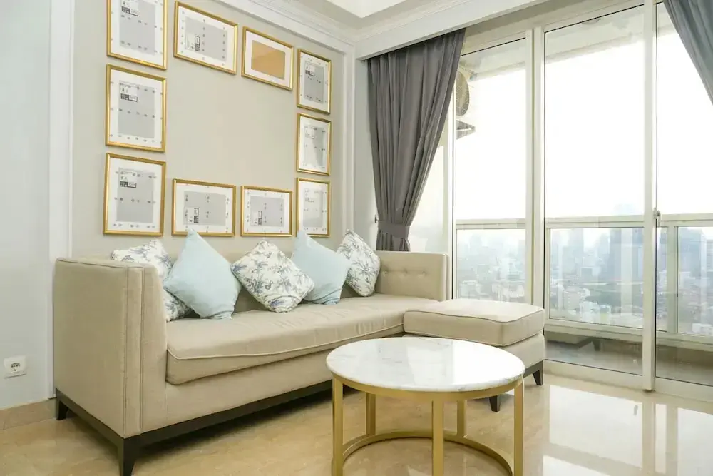 Джакарта: Luxurious 2BR with Private Lift at Menteng Park Apartment