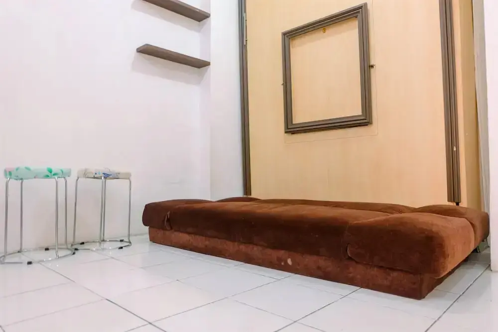 Джакарта: Comfy City View 1BR Apartment Menteng Square
