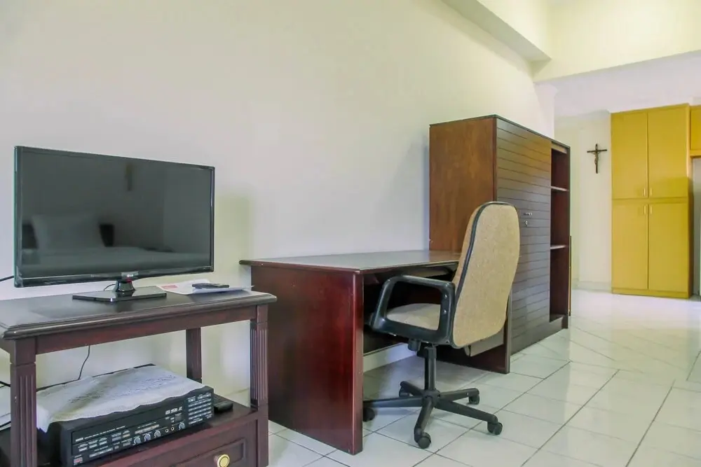 Джакарта: Comfy Studio at Menara Kondominium Kelapa Gading Apartment