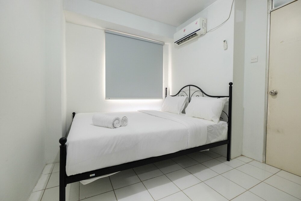 Джакарта: Minimalist 2BR Apartment at Gading Nias Residence